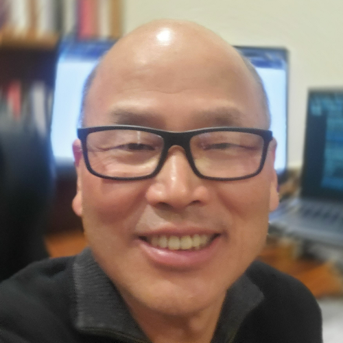 崔秀照片