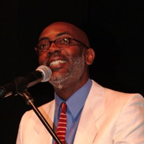Ishmael Tarikh照片