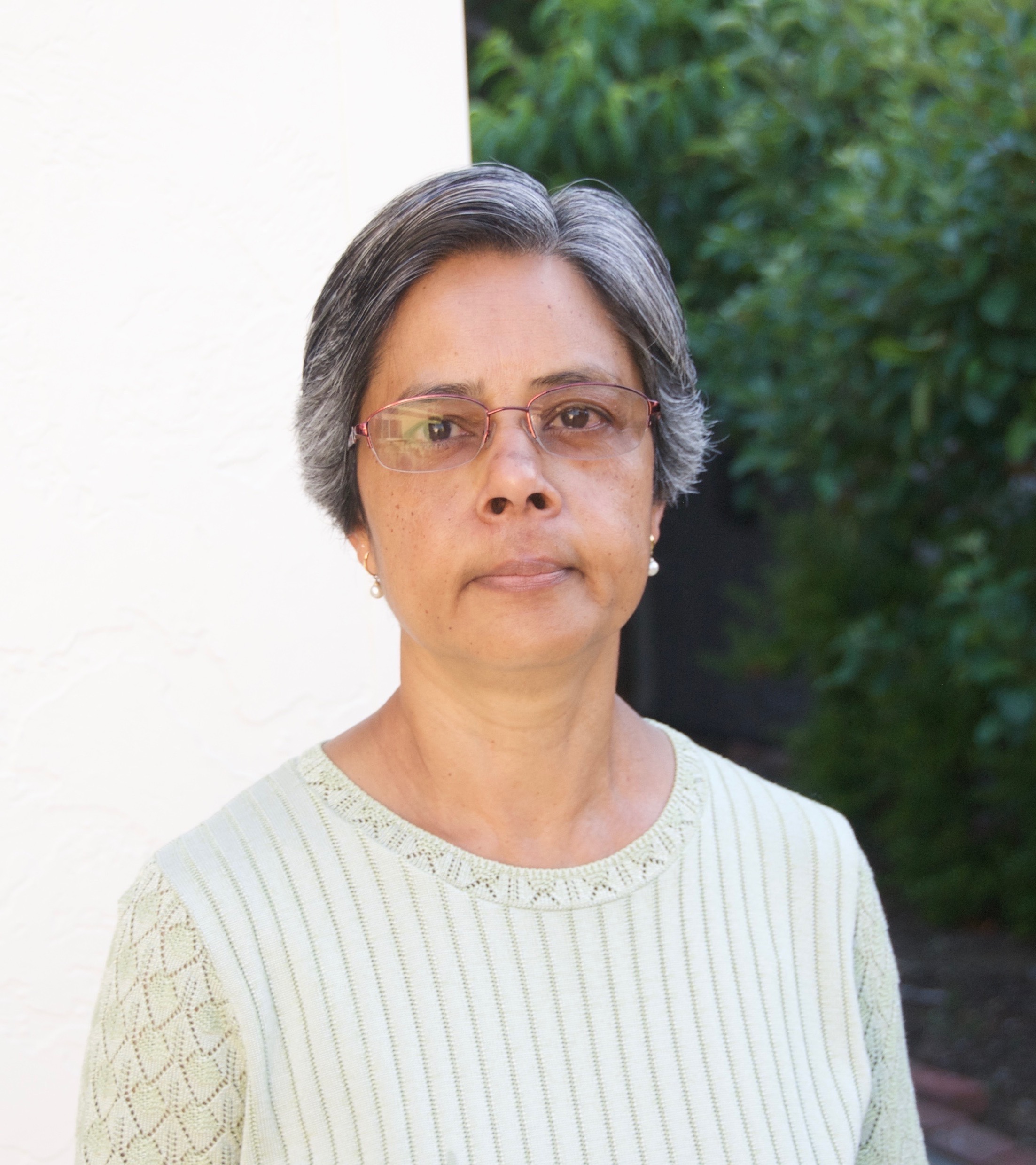Purba Fernandez照片