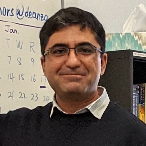 人士Khosravi
